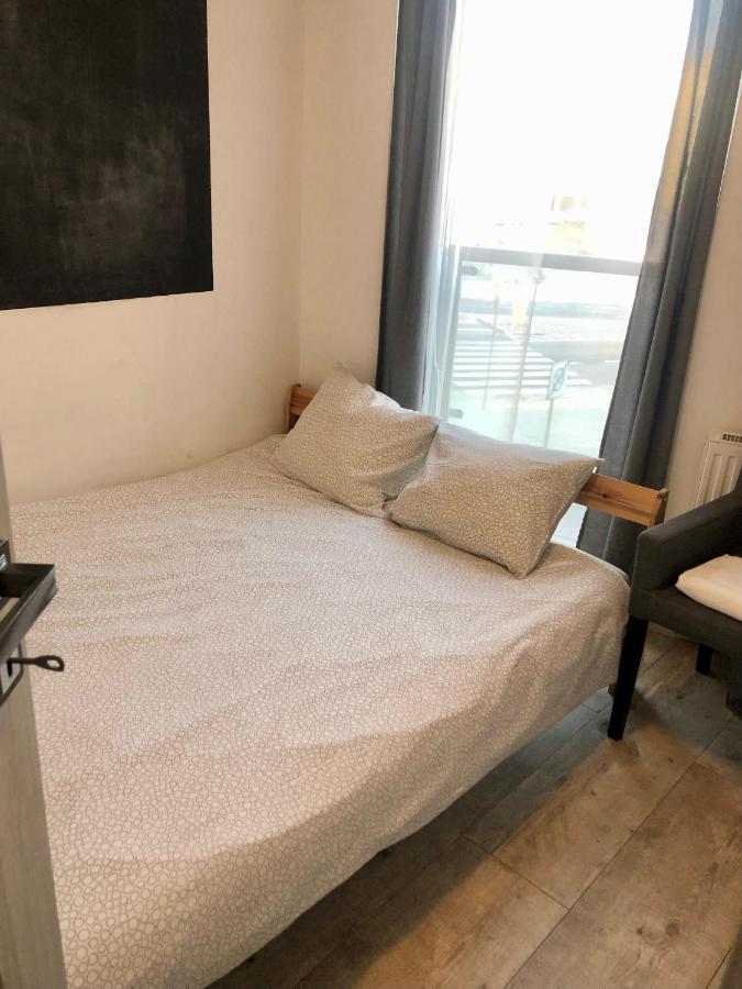Modern Business Apartment Close To City Center Check In 24H พอซนาน ภายนอก รูปภาพ